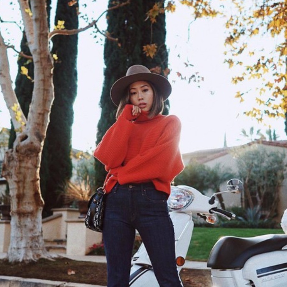 LOU & GREY Orange Cashmere Mock Neck Sweater S